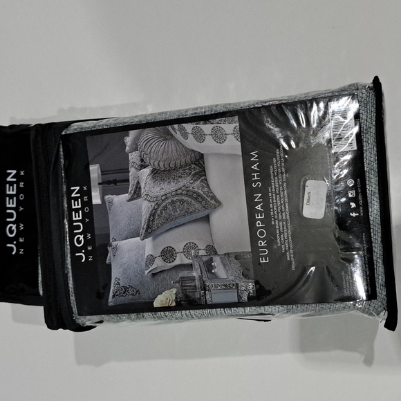 Bundle J. Queen New York Tiana Embroidered Euro Sham - Picture 4 of 4
